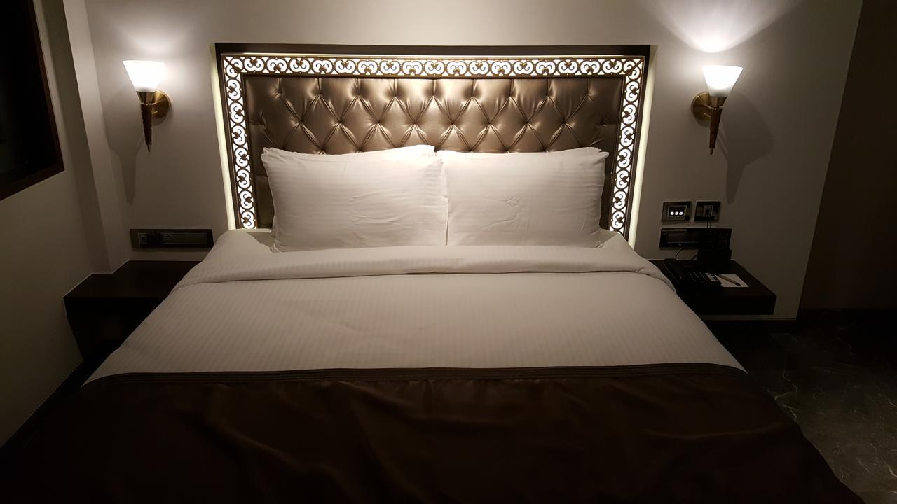 Hotel Peninsula Redpine Mumbai Kültér fotó